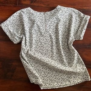 Women’s Melloday blouse. Size small